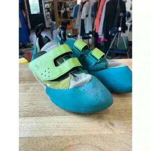 So iLL Women's 42 Shoes